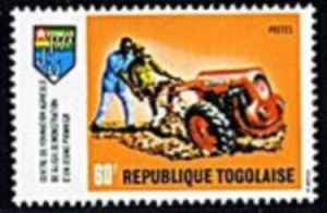 Tractor demonstration at Glidji